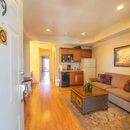 1Bd King Condo With 2 Person Jacuzzi Tub - Near The Strip - Free Tickets Included - T1-9 Branson Exterior photo
